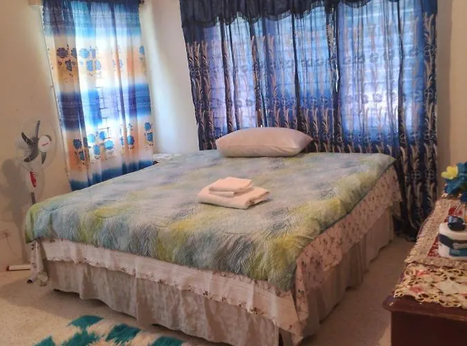 Mango Walk Homestay