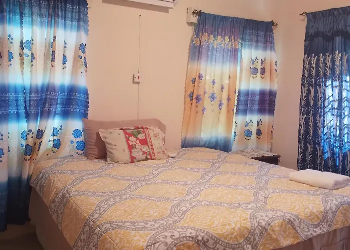 Homestay Mango Walk Montego Bay
